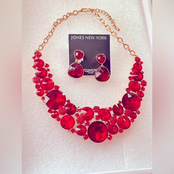 Jones of New York Red Glass Collar Necklace and Earrings NWT - Picture 2 of 8